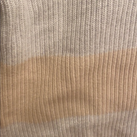 NWT Tuckernuck Sweater - Picture 7 of 8